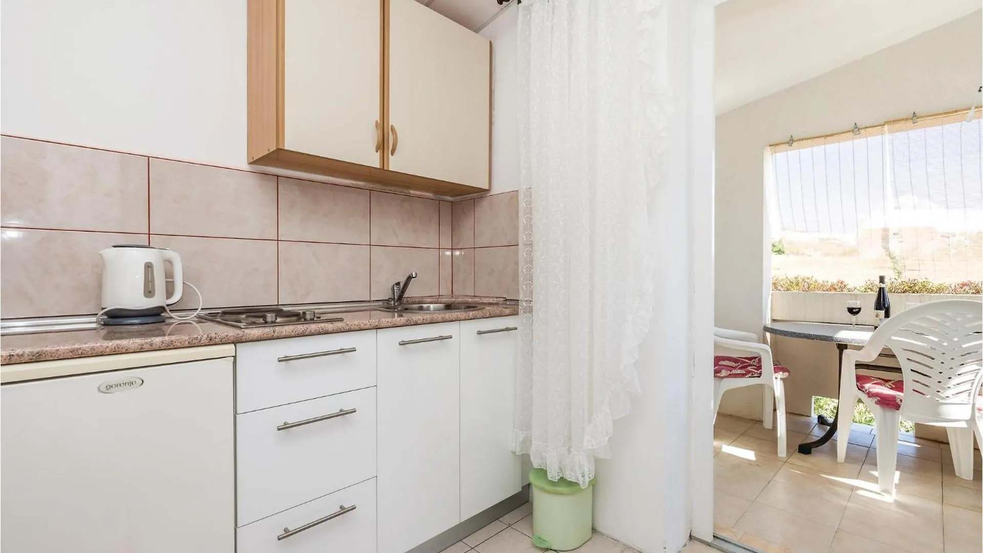 Awesome Apartment In Dinjiska With Kitchen